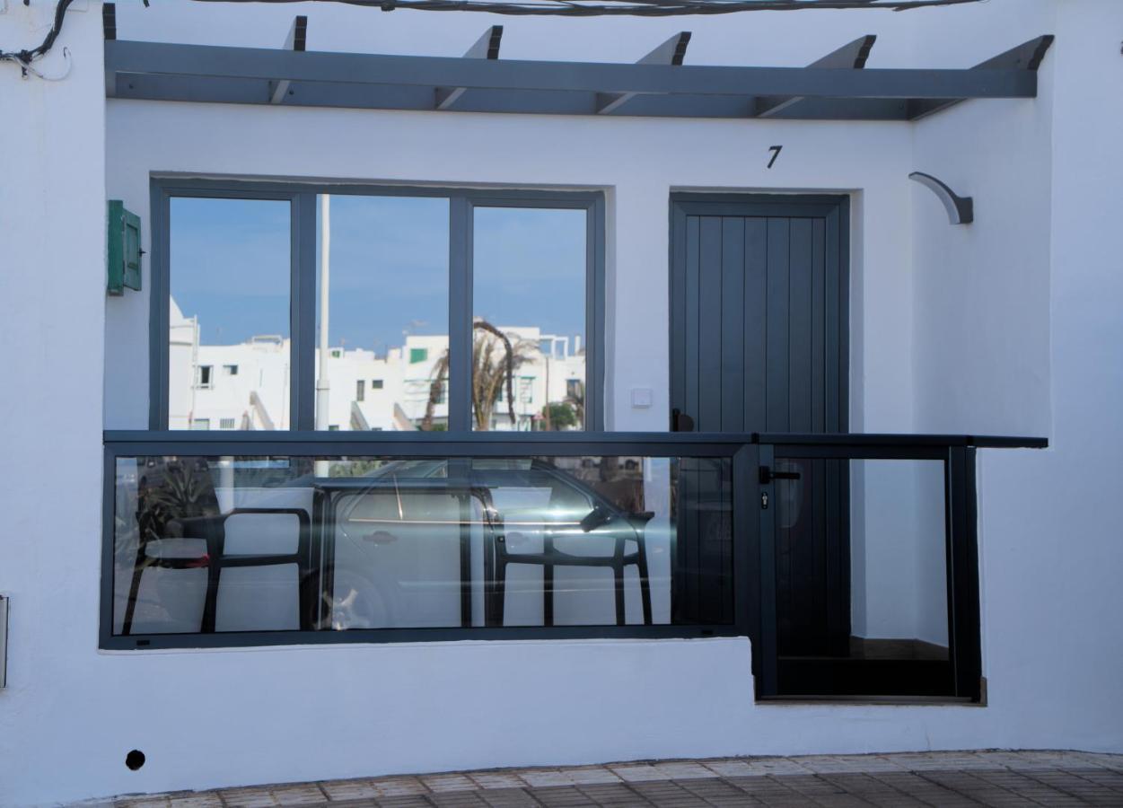 Volcanokite Apartments Famara Exteriér fotografie